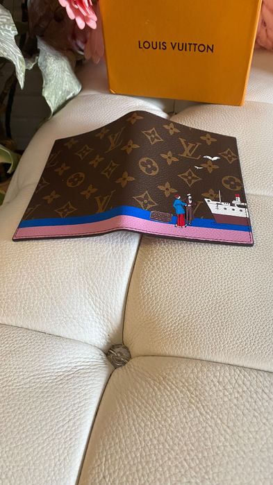 Калъф за паспорт LV* card holder Louis Vuitton