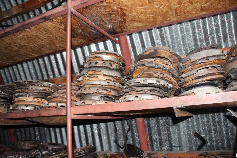 Демпфер, съединител и маховец за автомобили