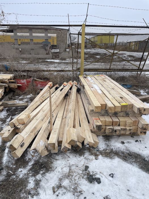 Доски, бруся, стойки