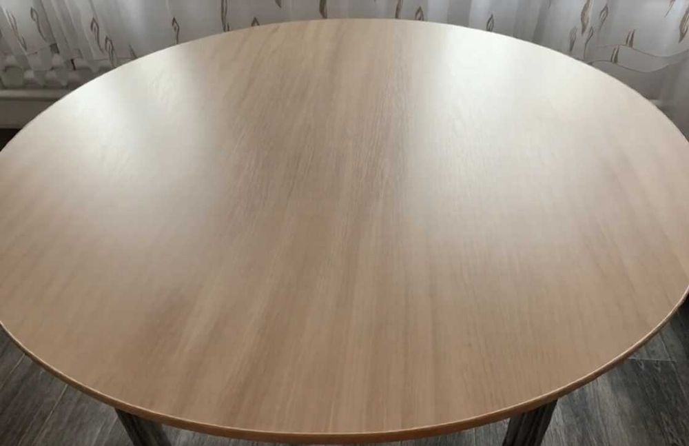 Продам круглый стол-дастархан