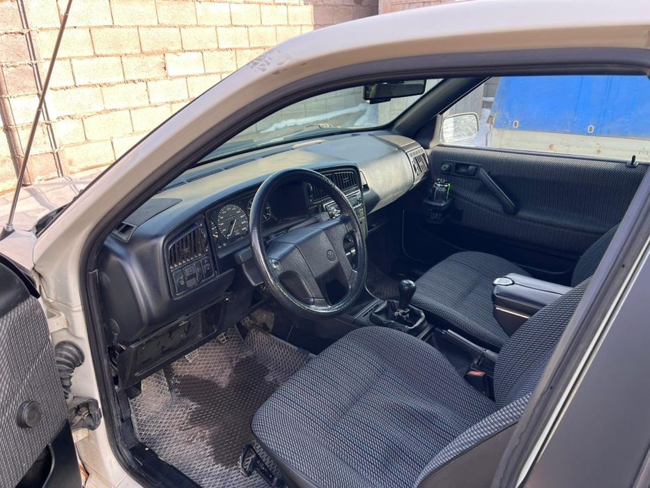 Пассат б3 1993год