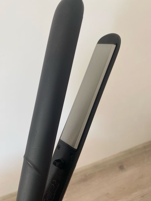 Продавам преса за изправяне на коса ROWENTA