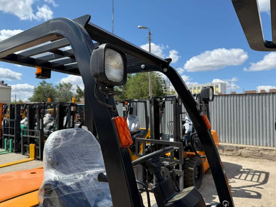 Вилочный погрузчик НС