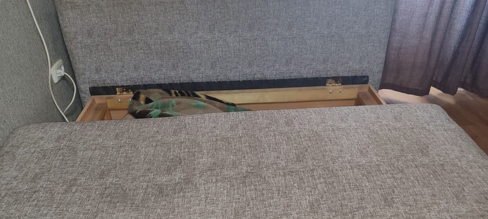 Продам мягкий диван