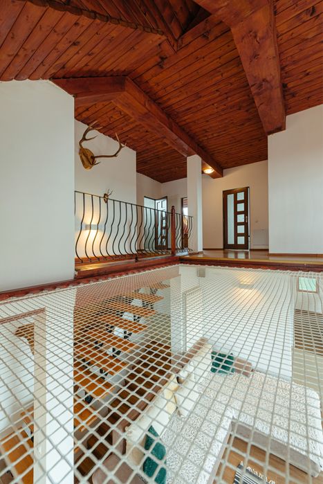 Cabana cu view si piscina infinity, sauna, jacuzzi de inchiriat Cluj