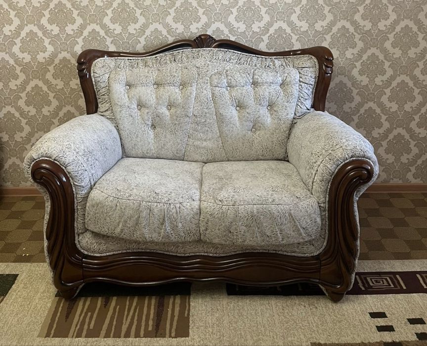 Мини диван.