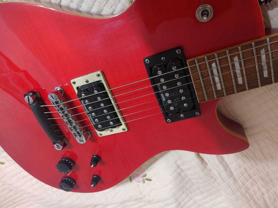 Электрогитара Washburn серии IDOL