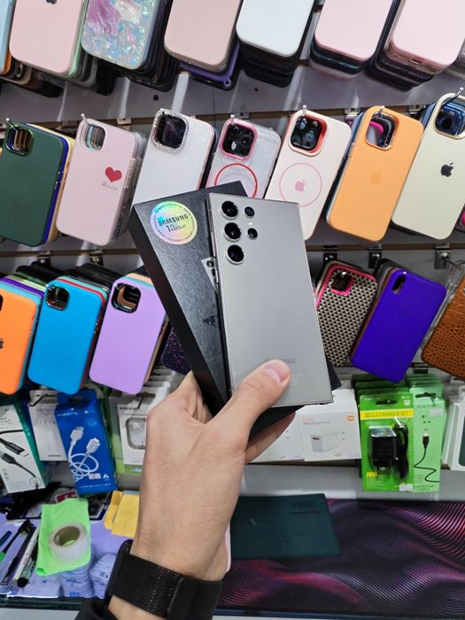 Samsung S24 Ultra 12/256 ideal