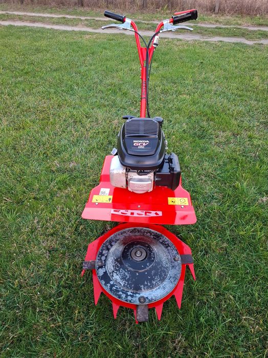 Masina tuns iarba / motocositoare honda