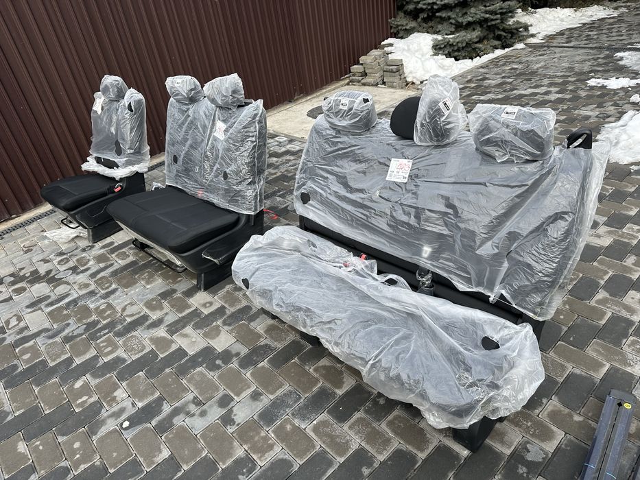 Продам новые седенья Старекс