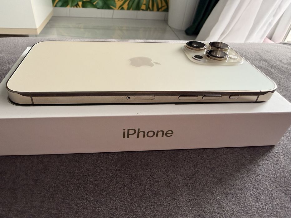 Vand Iphone 14 Pro Max