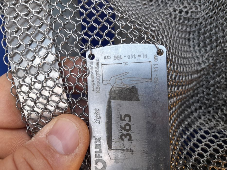 Vând acesori macelarie