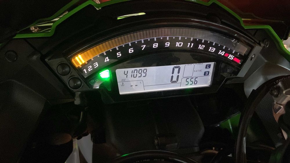 Kawasaki  Ninja Zx10r 2013, 200cp, akrapovic, in stare excelenta