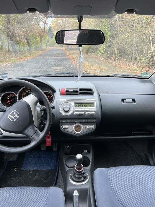 Honda Jazz лек автомобил