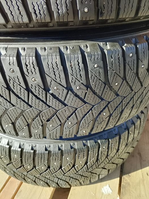 Продам зимние шины