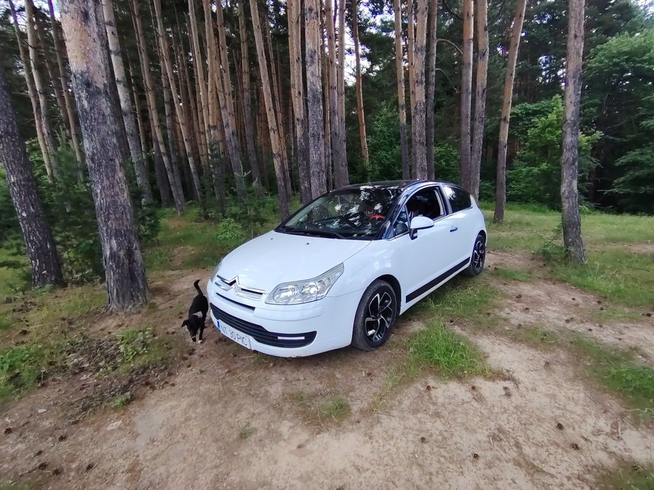 Vând Citroen C4 coupe