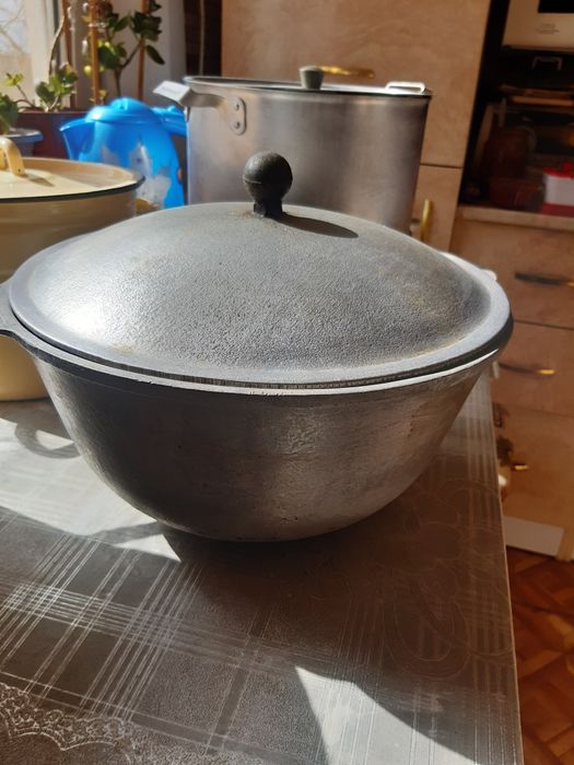 Продаётся: Мантоварка,кастрюля