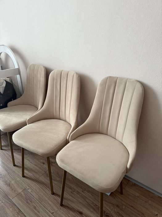 Стулья для гостиной