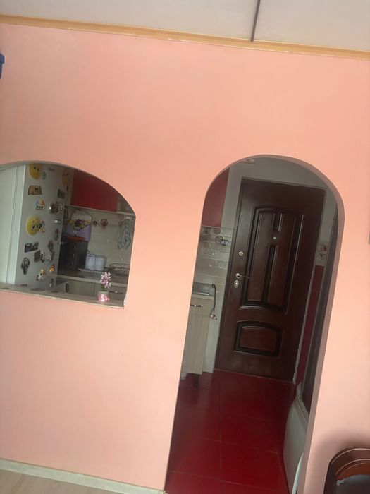 Vând cameră de cămin