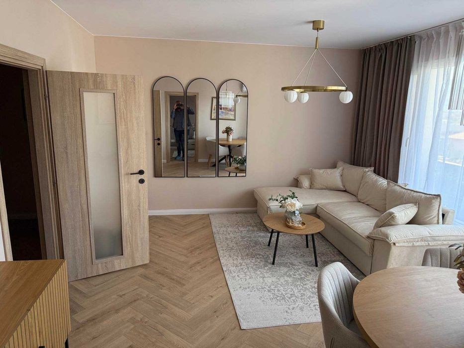 Двустаен обзаведен апартамент кв. Коматево / РЕАЛНА КВАДРАТУРА