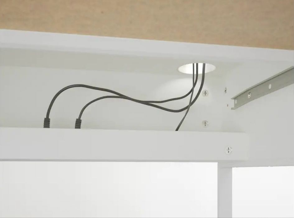 Стол письменный IKEA Микке