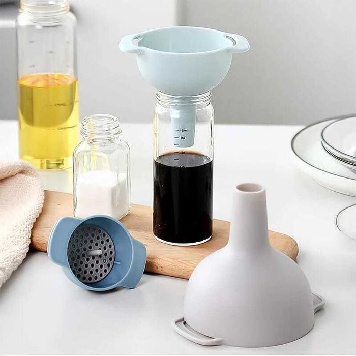 Комплект 3 фунии и 1 филтър за прецеждане, за течни и зърнести храни