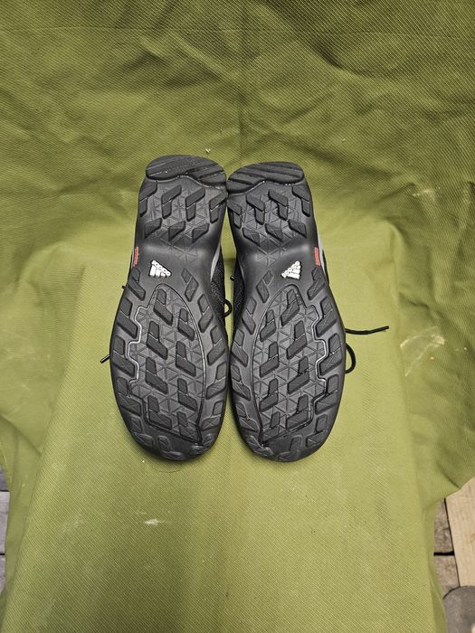 Туристически обувки ADIDAS-TERREX-TRAXION