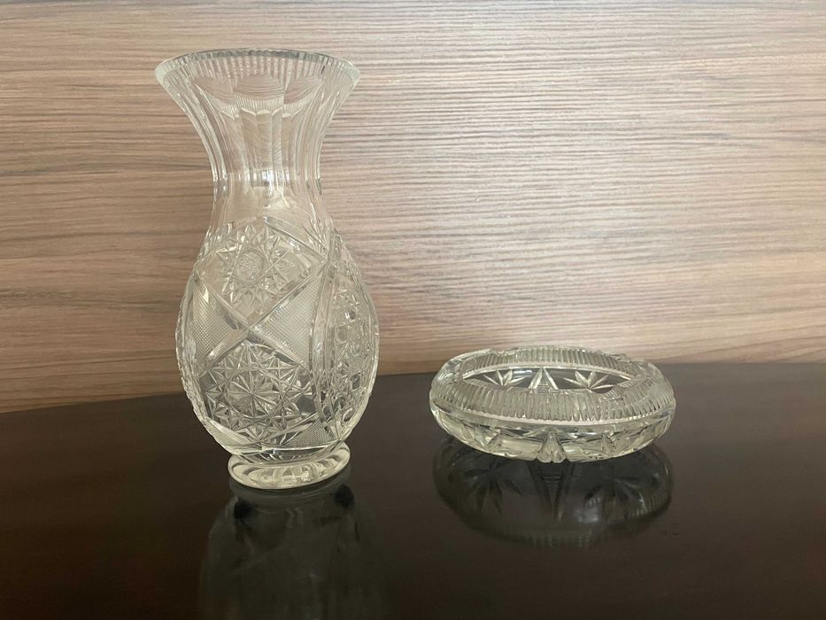 КРИСТАЛНА ВАЗА И ПЕПЕЛНИК