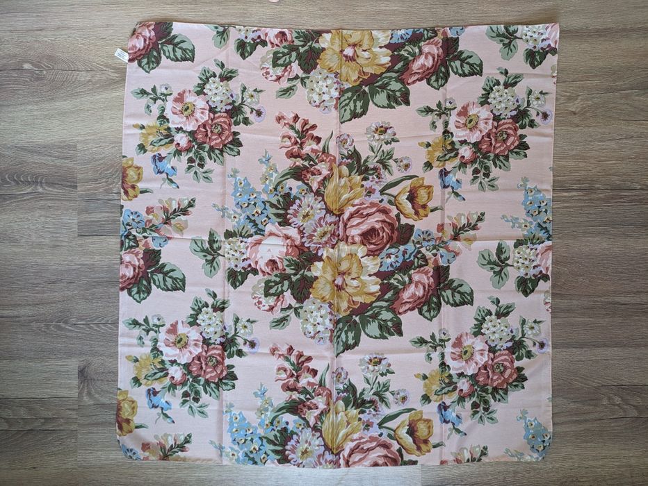 Полиестерни шалове