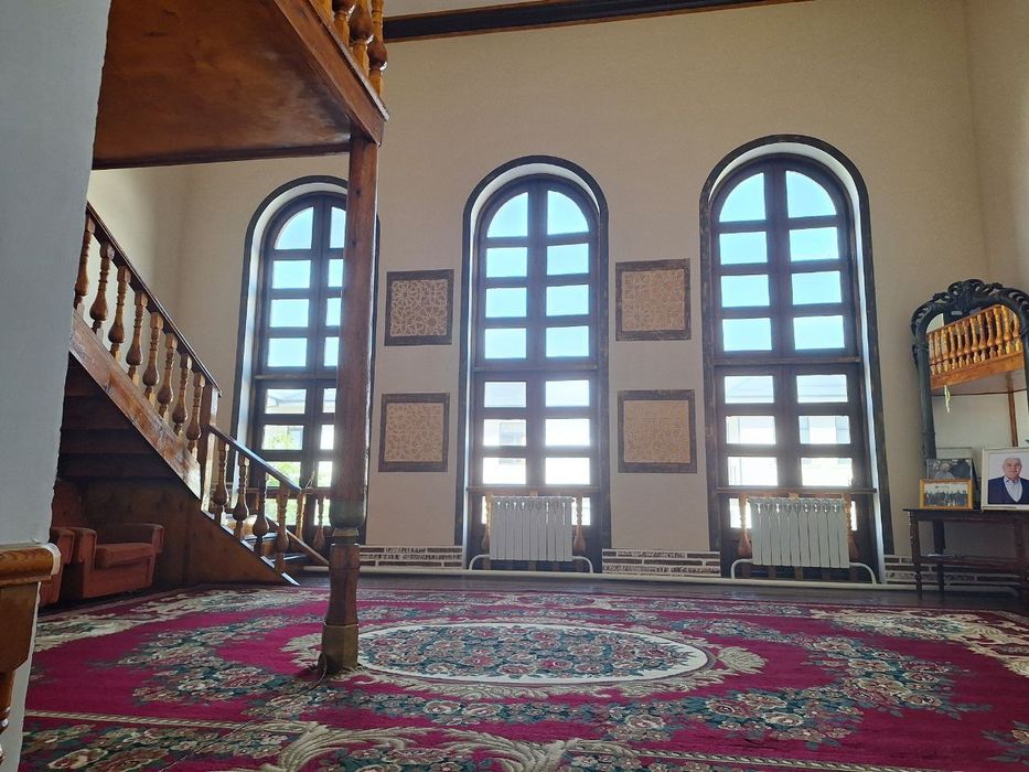 Ikki xojalika moslashgan uchastka sotiladi mo‘ljal