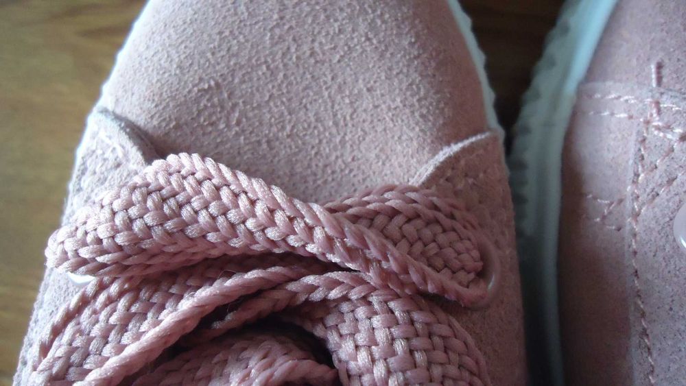 Розови кецове -нови