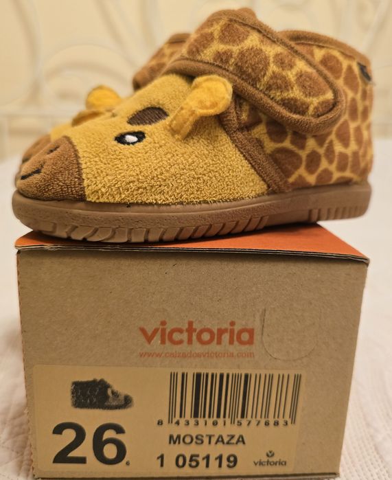 Пантофи Victoria, рамер 26,стелка 16см.,унисекс