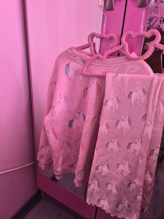 Детски дрехи на марката H&M