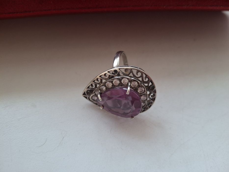 Серебряное кольцо