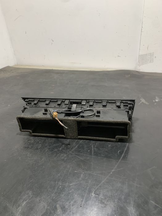 Grila aerisire bord Audi A4 B8 Audi A5 8T 8T2820951C