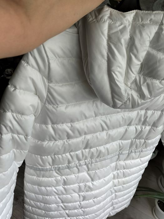 Куртка для девочки  белая ОСТИН 10000