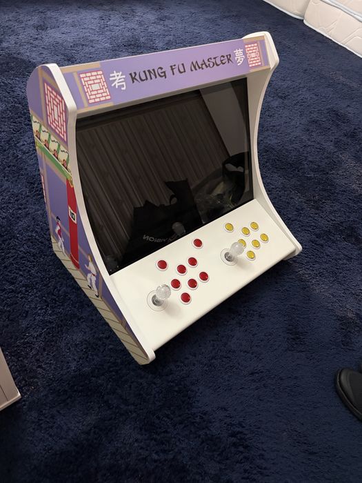 Аркадна Игра Бартоп