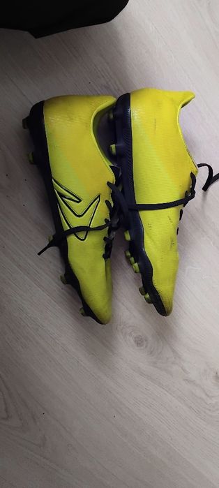 Продам бутсы Демикс