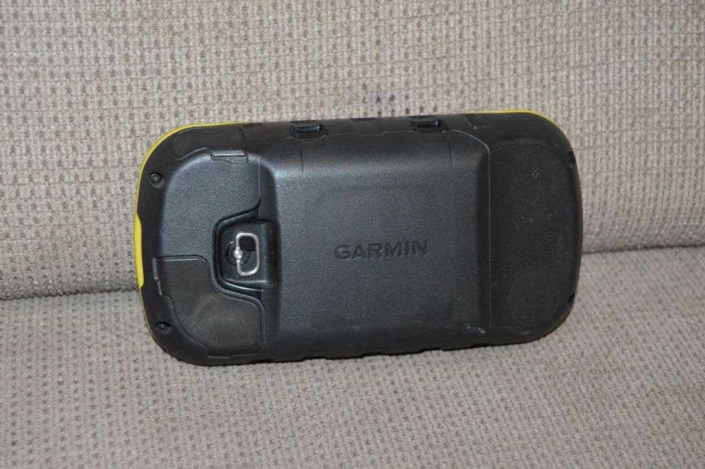 Garmin Montana 600 GPS outdoor – Defect Ecran, citeste anuntul