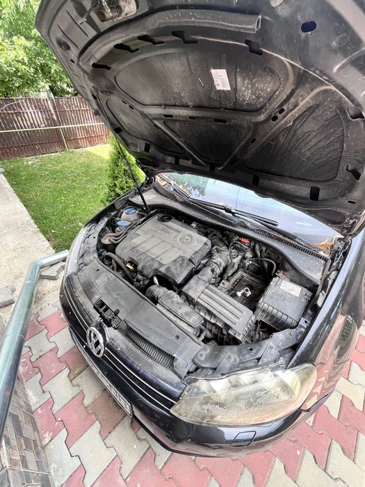 Vând Golf 6 2008 , motor 2.0 CBDC