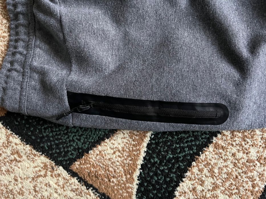 Pantalonii de trening