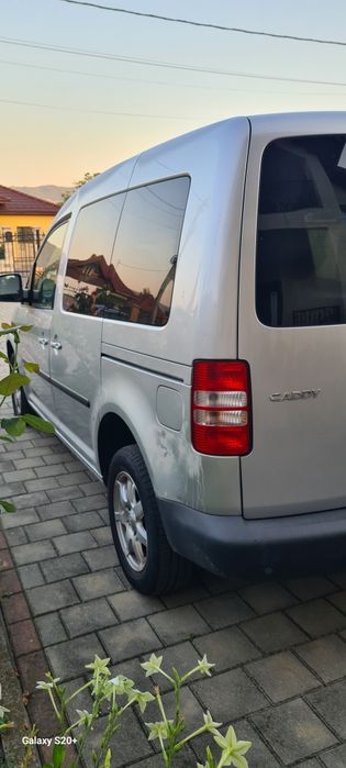 Vând Wolkswagen caddy