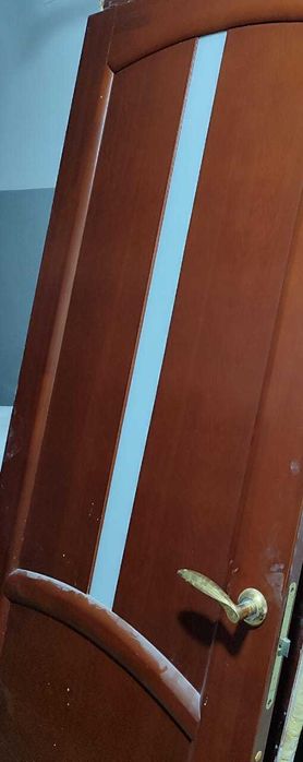 Дверь, Б/У, деревянная