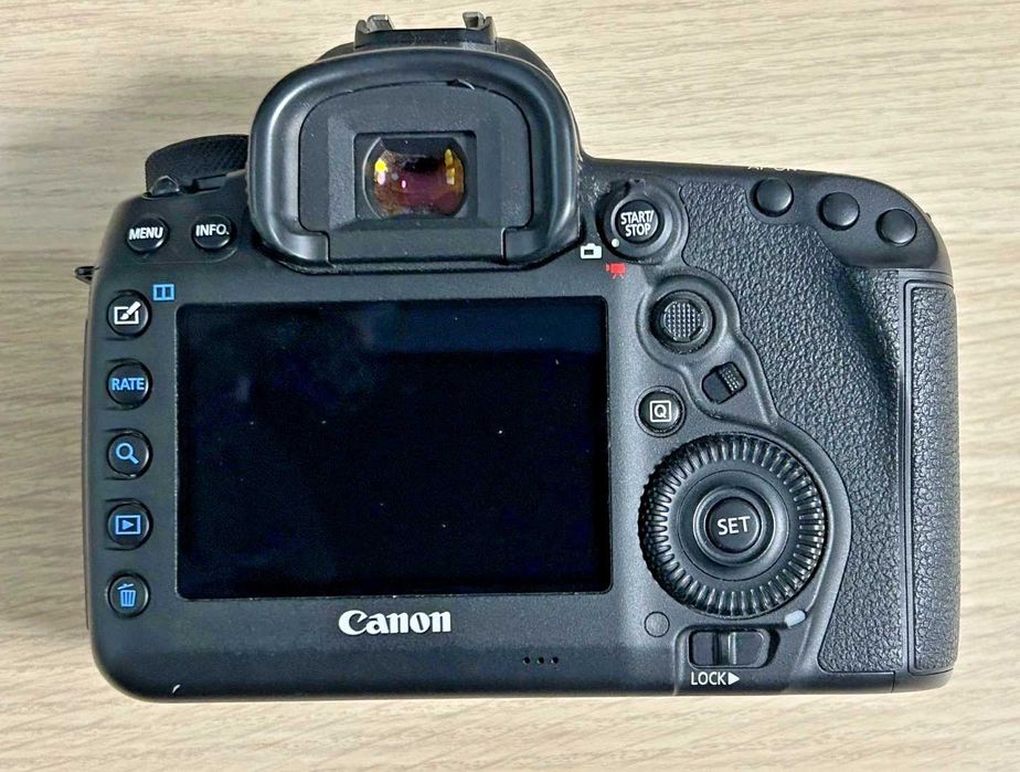 Canon EOS 5D Mark IV
