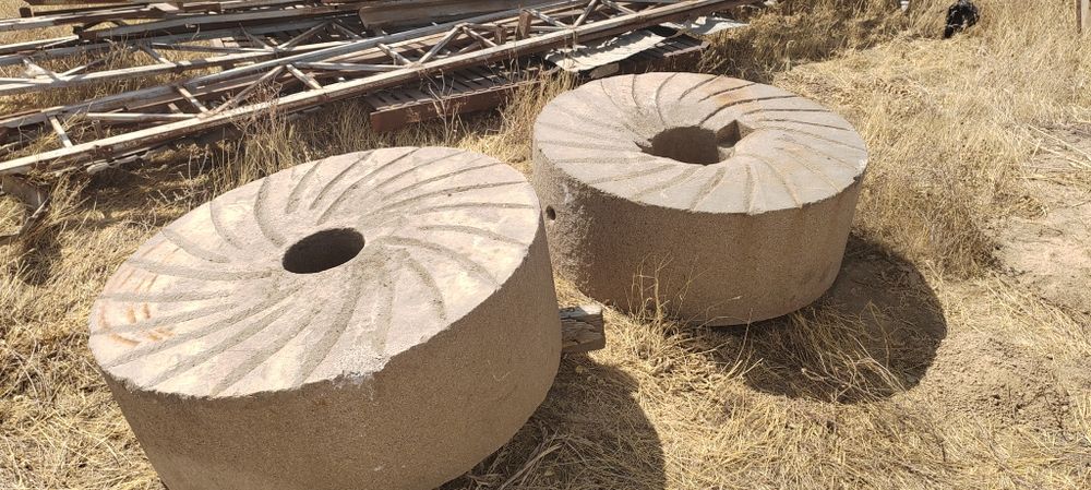 Жерновая мельница