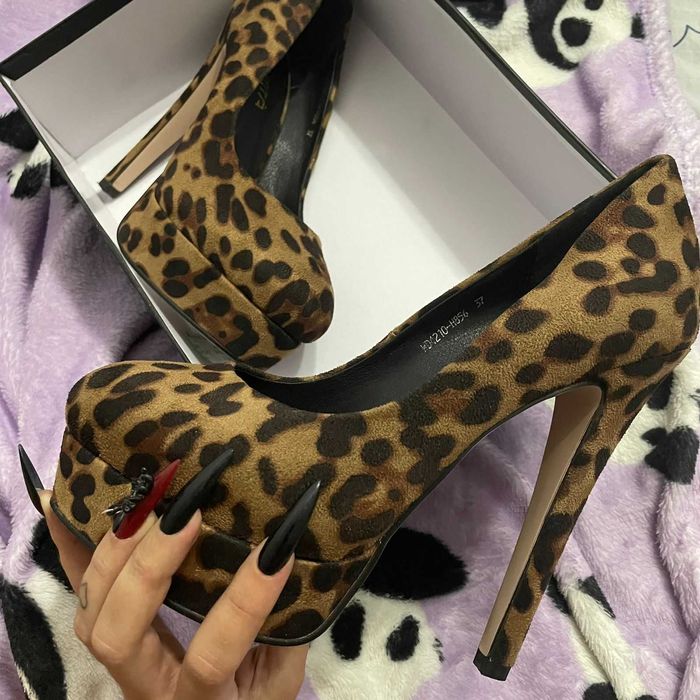 Туфли тигровые на каблеке