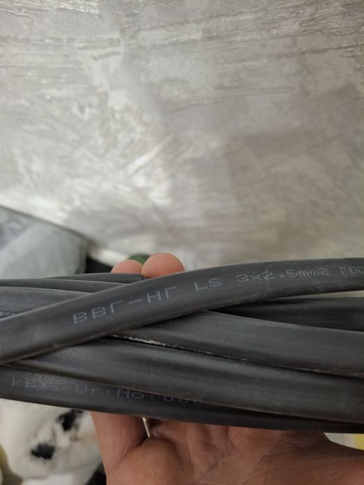 Продам кабель Ввг нг 3x2.5