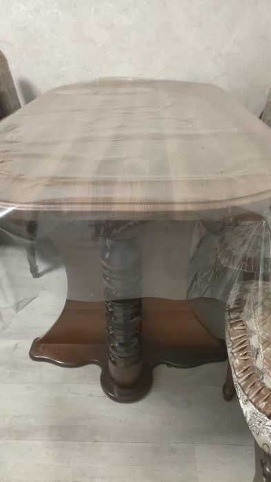 продам стол со стульями