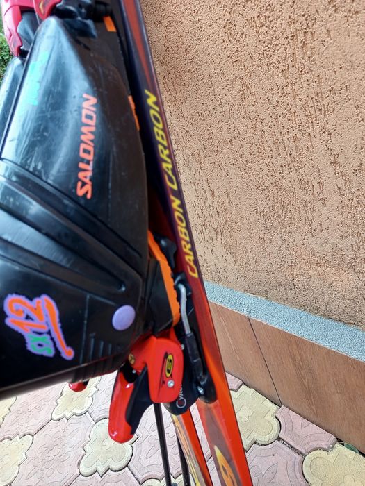 Vând schiuri HEAD F9 carbon, profesionale