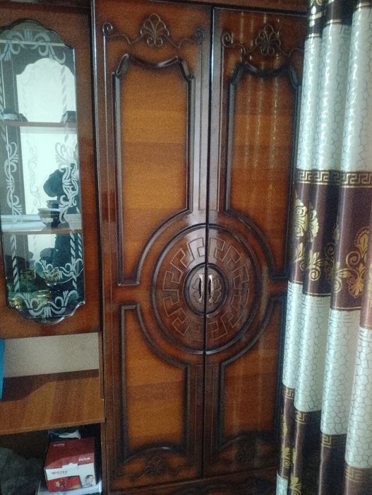 Assalomaykum hurmatli mijoz pul zarurligi uchun sotyapman